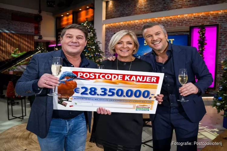 Limburgse Reuver is 12 miljonairs rijker dankzij PostcodeKanjer van 56,7 miljoen euro