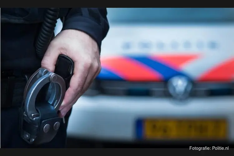 Politie houdt man aan na achtervolging