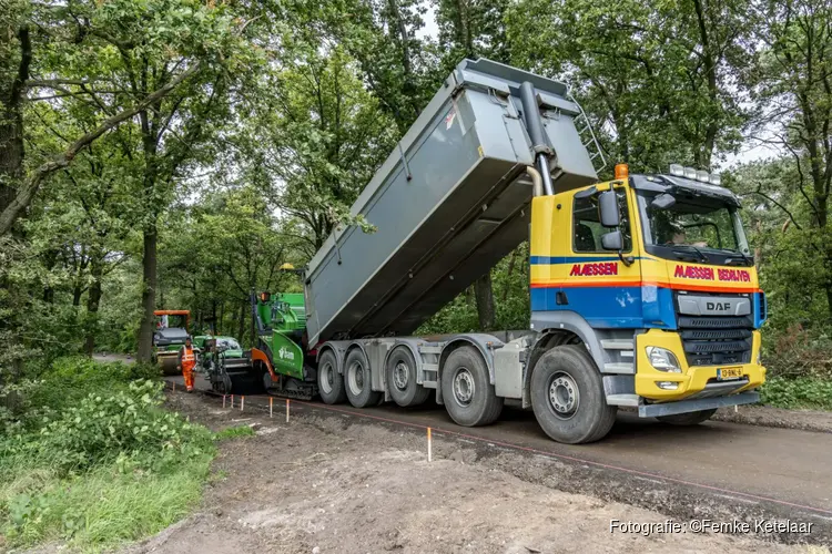 BAM en gemeente Venray recyclen asfalt op de Kiekweg